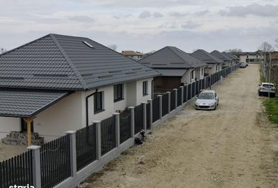 Casă cu 4 camere în Săbăreni - 5