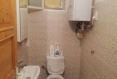 Casă cu 4 camere în Dâmbău - 1