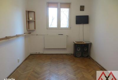 Apartament cu 4 camere semidecomandat în Titan - 4