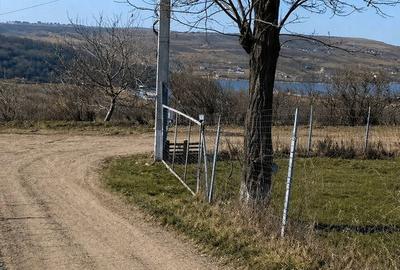 Teren de 1000 mp, în Aroneanu - 8