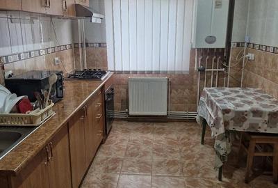 Apartament cu 2 camere decomandat în Central - 2