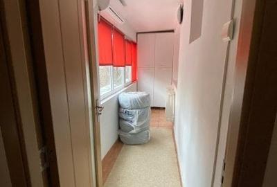 Apartament cu 2 camere decomandat în Titan