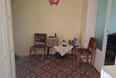 Apartament cu 3 camere semidecomandat în Rogerius