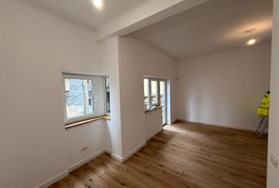 Apartament renovat - doua camere - 56 mp - 2