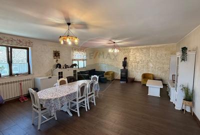 Casă cu 4 camere cu Teren 2700 Mp în Coțofănești - 6