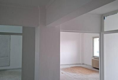 Apartament cu 3 camere în Remetea - 5