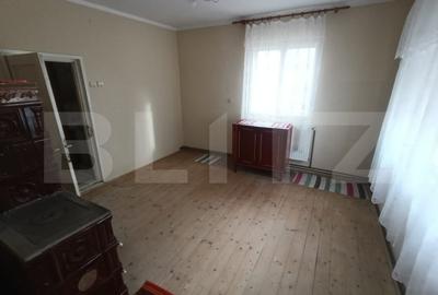 Casa 50 mp cu 2 camere + anexa, garaj si teren 719 mp zona Lidl - 4