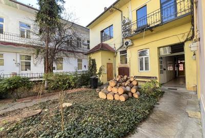 2 camere, Finisat, Curte str.Iuliu Maniu, Centru - 17