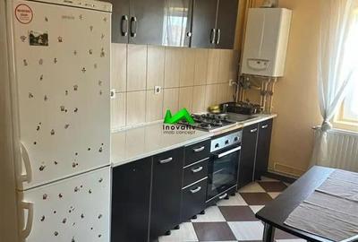 Apartament de vanzare 4 camere zona Vasile Aaron - 2