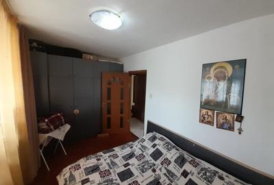 Apartament cu 3 camere semidecomandat, mobilat în Independenței - 9