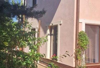 Vila zona brancoveanu , 500 mp construit si teren 820 mp - 2