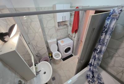 Garsonieră decomandată în Roșu - 2