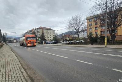 Casă cu 4 camere în Central - 2