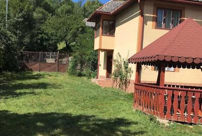 Casă cu 4 camere în Central - 5