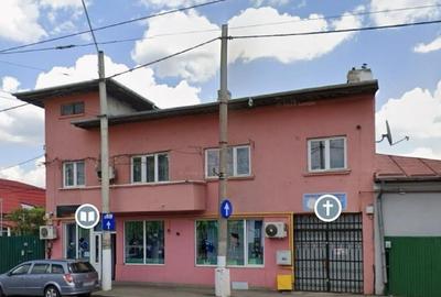 De vanzare apartament de 94MP cu curte de 90 MP - 1
