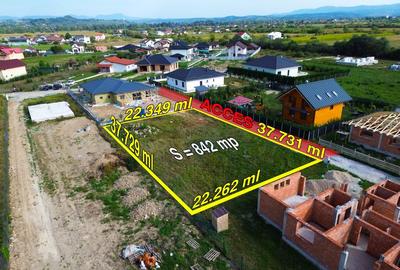 Teren de 1000 mp, în Cătălina - 1