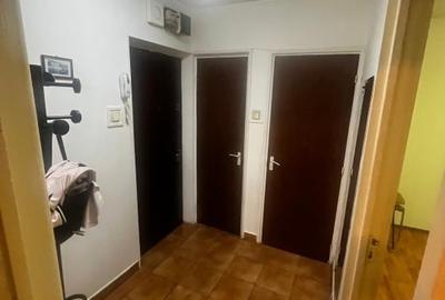 Vând apartament cu două camere, lângă parcul Tineretului, suprafață 46,17mp - 5