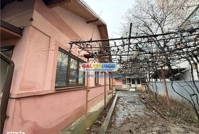 Casă cu 3 camere cu Canalizare în Republicii - 4