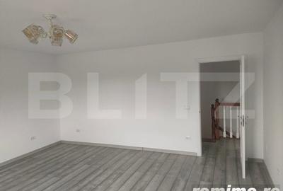 Casă cu 4 camere cu Teren 240 Mp în Central - 2