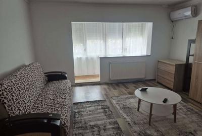 Apartament cu 2 camere decomandat în Steaua