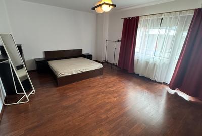3 camere cu garaj, mobilat utilat - 5