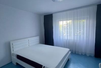 Vand apartament camere Slobozia zona MB uri