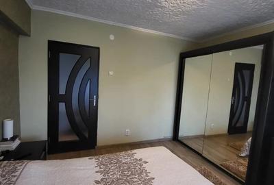 Vand apartament 3 camere in Centru - 6