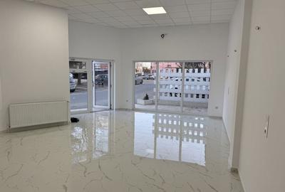 Spațiu comercial, de 75 mp, în Central - 2