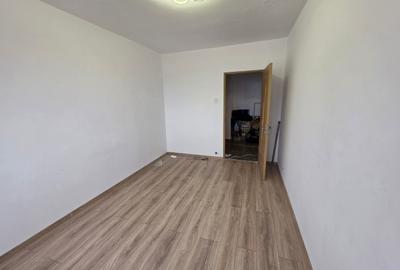 Apartament cu 2 camere decomandat în Dristor - 2