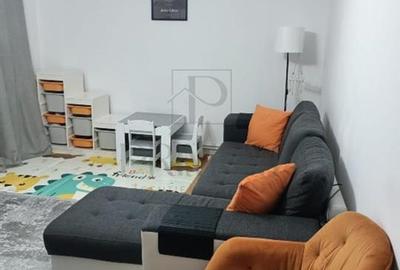 Apartament cu 3 camere decomandat, mobilat în Lipovei