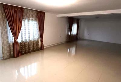 Casă cu 3 camere cu Teren 447 Mp în Chercea - 5