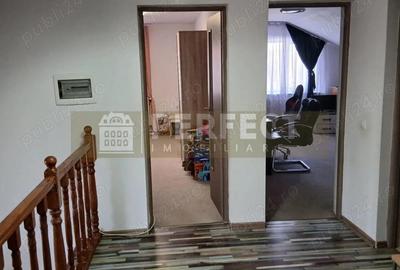 Casă cu 5 camere cu Teren 470 Mp în Blejoi - 2