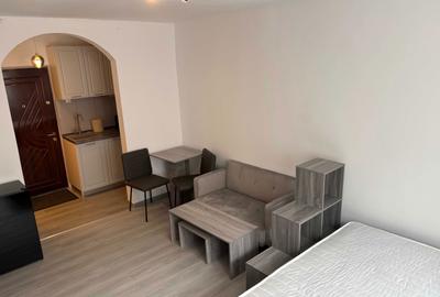 Garsonieră decomandată în Vasile Aaron - 1