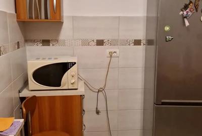 Apartament cu 2 camere decomandat, mobilat în Colentina