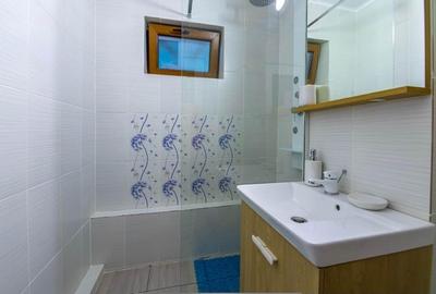 Apartament cu 3 camere decomandat în Tomis Nord