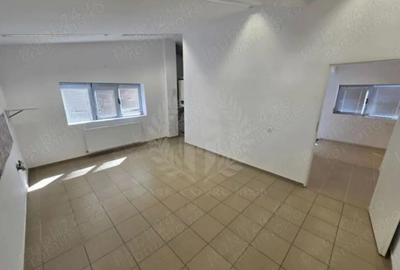 Spațiu comercial, de 250 mp, în Nord - 5