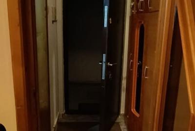 Vand Garsoniera zona Astra! aproape de pia?a Astra! - 4