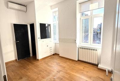 Spațiu comercial, de 250 mp, în Central - 3