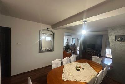 Casă cu 4 camere în Central - 4