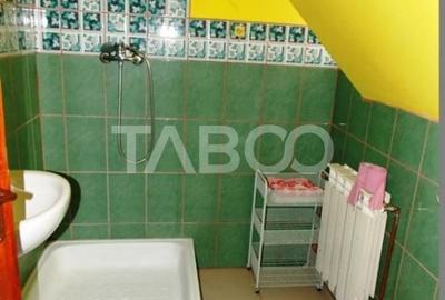 Pensiune la cheie 13 camere  15 locuri parcare si teren 3000 mp - 53