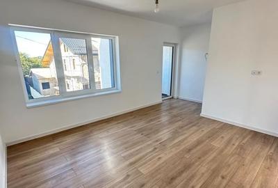 Casă individuală cu 3 camere cu Canalizare în Rediu - 2