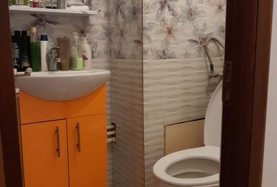 Apartament cu 3 camere decomandat în Central - 1