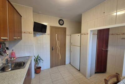 Inchiriez Apartament 2 Camere - Metrou Dristor - 7