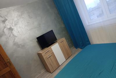 Inchiriez apartament 3 camere zona Florilor - 2
