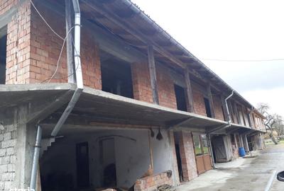 Casă cu 7 camere cu Teren 1764 Mp în Câmpulung la Tisa - 5