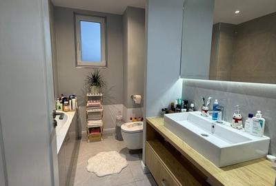 Apartament cu 3 camere semidecomandat în Central - 6