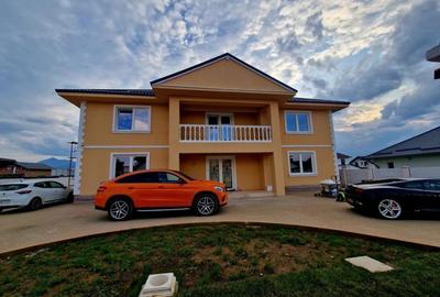 Casă cu 4 camere în Tărlungeni - 2