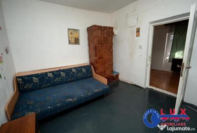 Casă cu 3 camere cu Teren 334 Mp în Babadag - 2