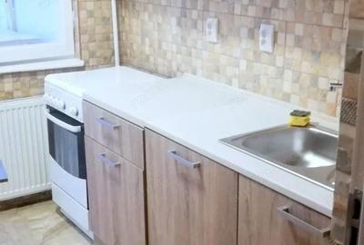 Apartament cu 2 camere decomandat în Micro 16