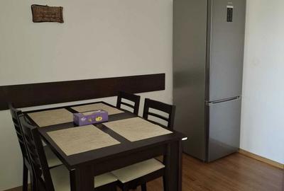 Apartament cu 3 camere decomandat în Central - 4